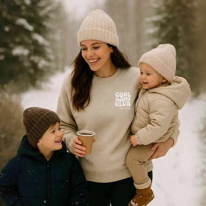 “Cool Moms Club” – Sweat-shirt personnalisé brodé avec les prénoms des enfants et la date